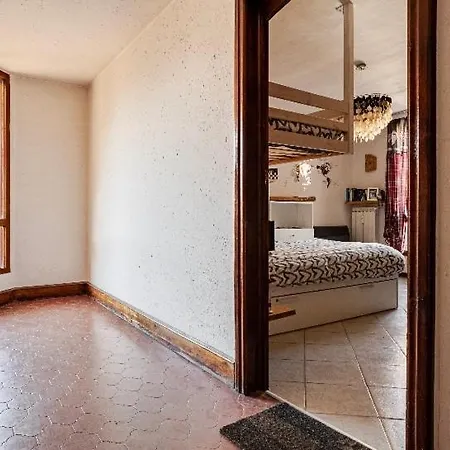 La Lanterna Sui Monti Apartment *